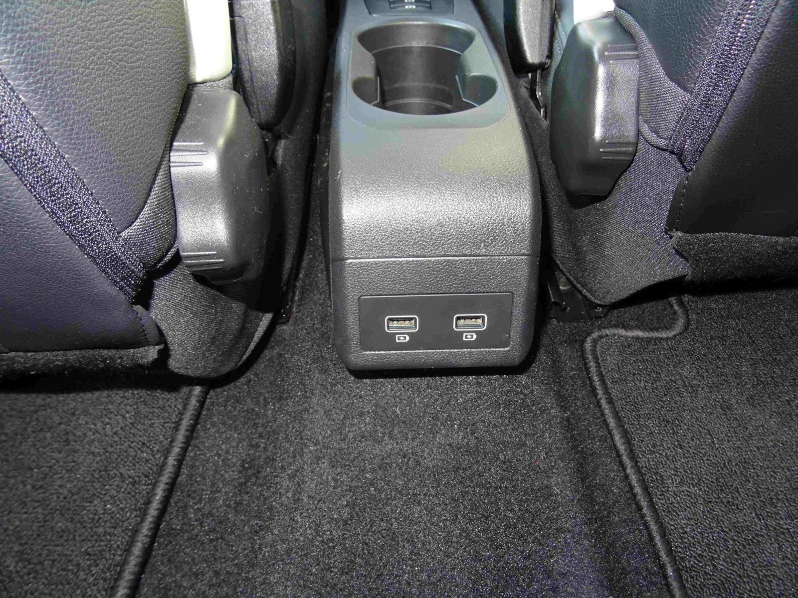 Renault Zoe Z.E. 50 Intens - Samsaru's Car Outlet