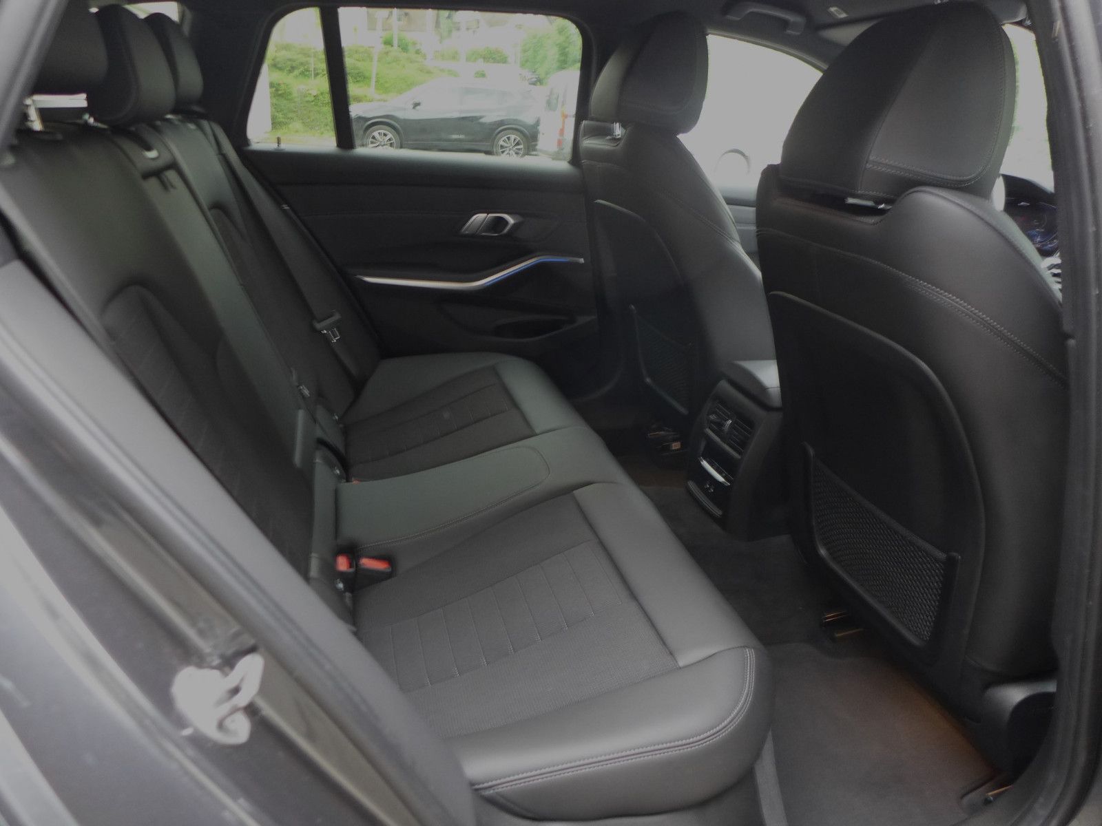 BMW 320e Touring Sport Line - Samsaru's Car Outlet