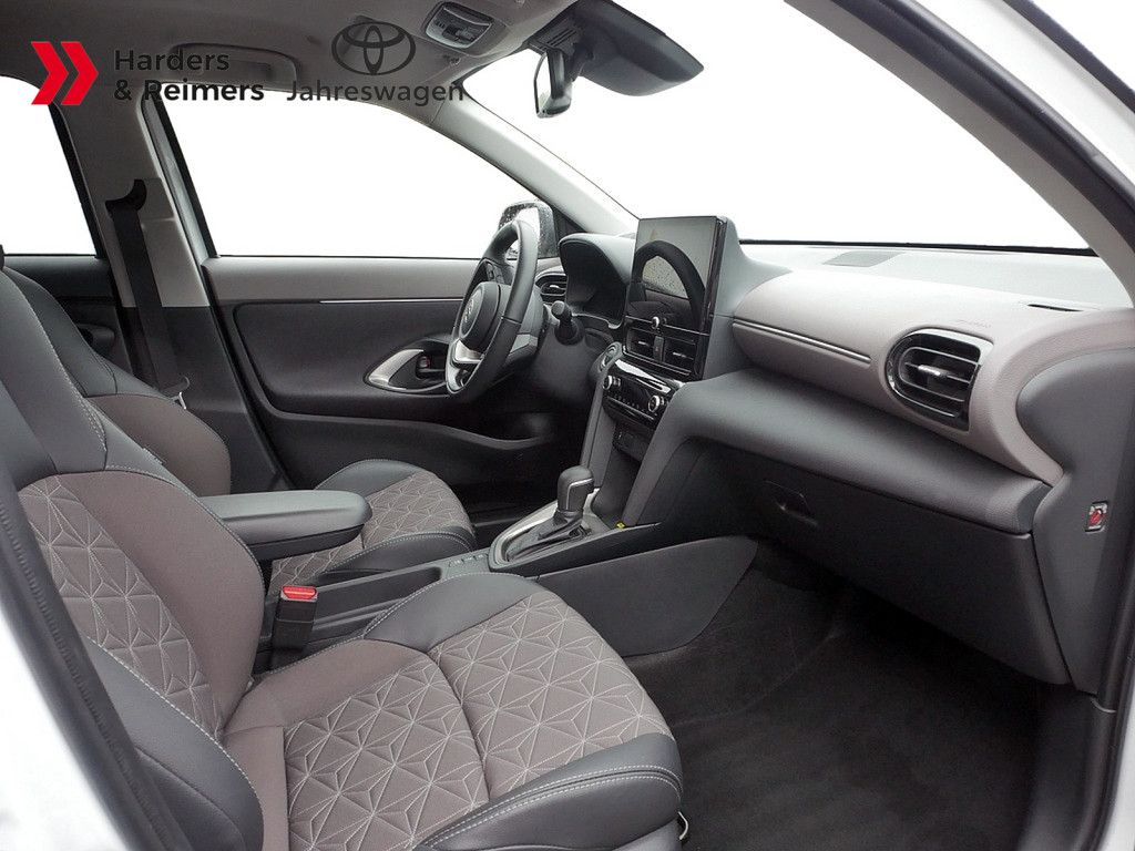 Toyota Yaris Cross Hybrid H&R SHZ KAMERA NAVI ACC LED