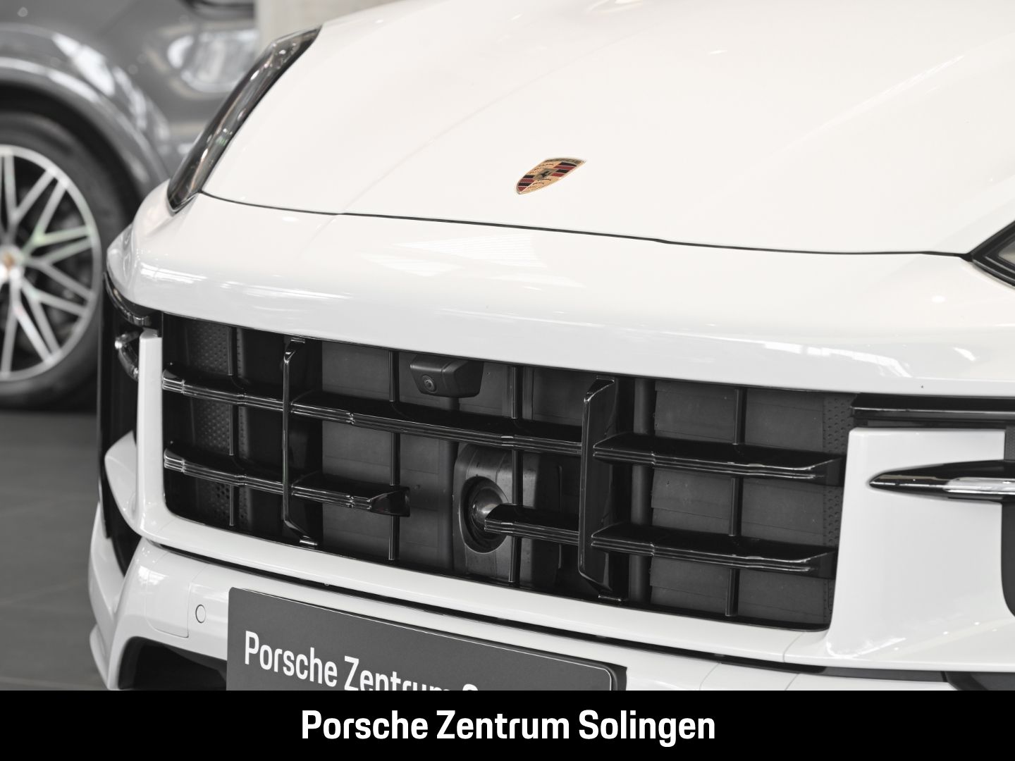Porsche Cayenne E-Hybrid Coupe 22'' AGA HEADUP SPORT DES