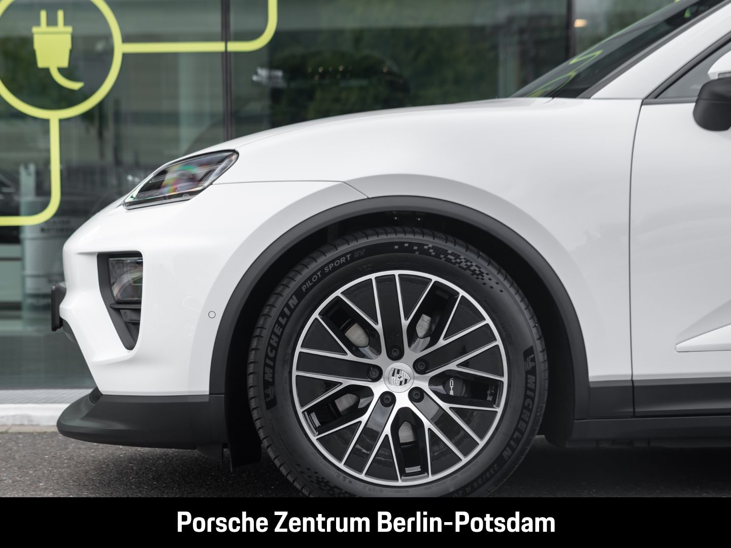 Porsche Macan BOSE Panorama Surround-View Luftfederung
