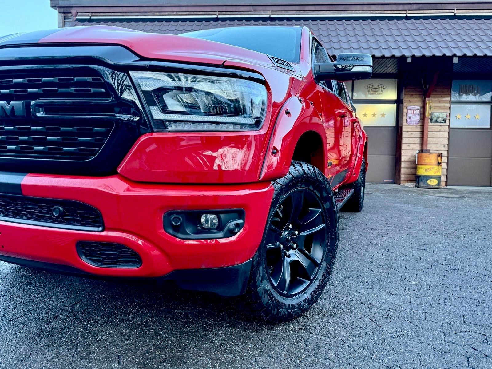 Dodge SPORT*ROLLBAR*OFFROAD*LIFT*AHK*NAVI*4X4*GARANTIE