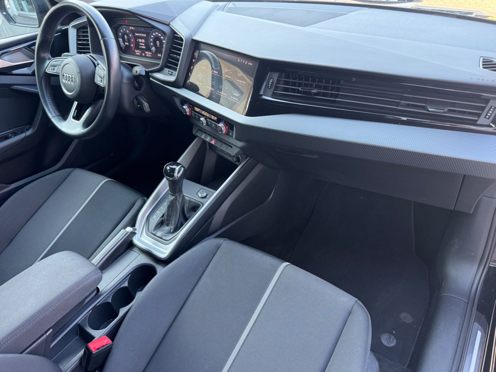 Audi A1 Sportback 30 TFSI advanced - Samsaru's Car Outlet