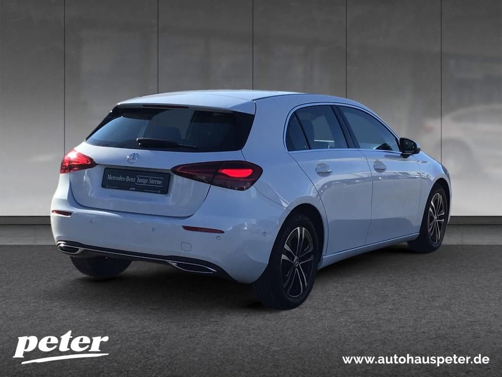 Mercedes-Benz A 180 Progressive Line - Samsaru's Car Outlet