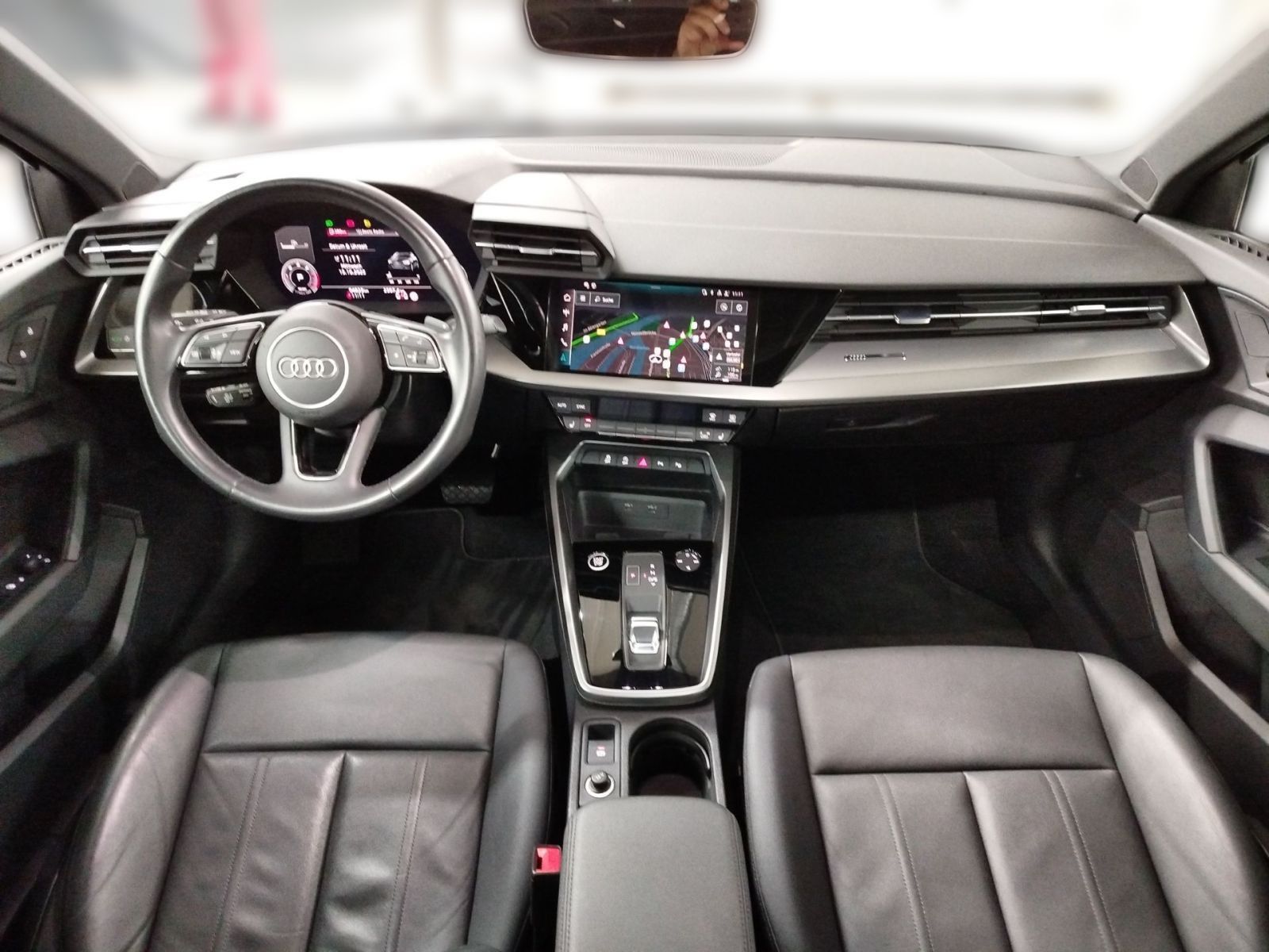 Audi A3 Sportback 30 TDI S tronic LED AHK DAB Panoram