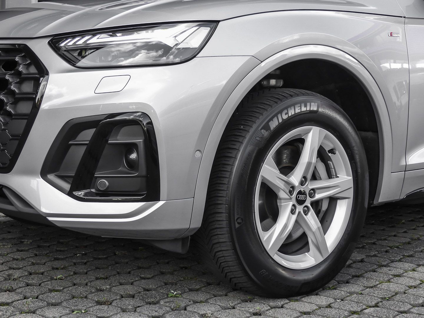 Audi Q5 S line 50 TDI quattro - Samsaru's Car Outlet