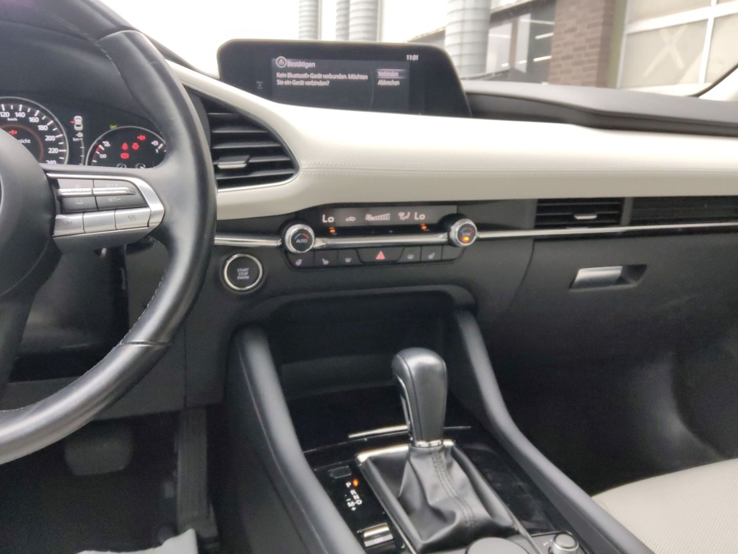 Mazda 3 Selection LIM. SKYACTIVE-X HUD Navi Leder Memo