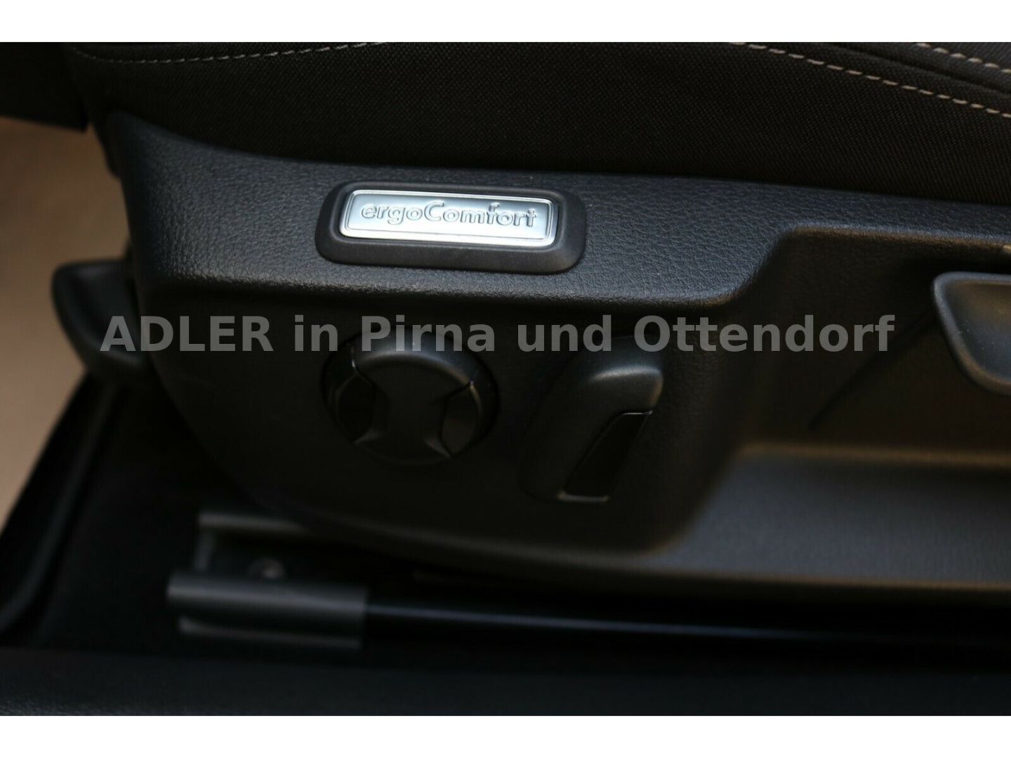 Volkswagen Passat 2.0 TDI DSG - Samsaru's Car Outlet