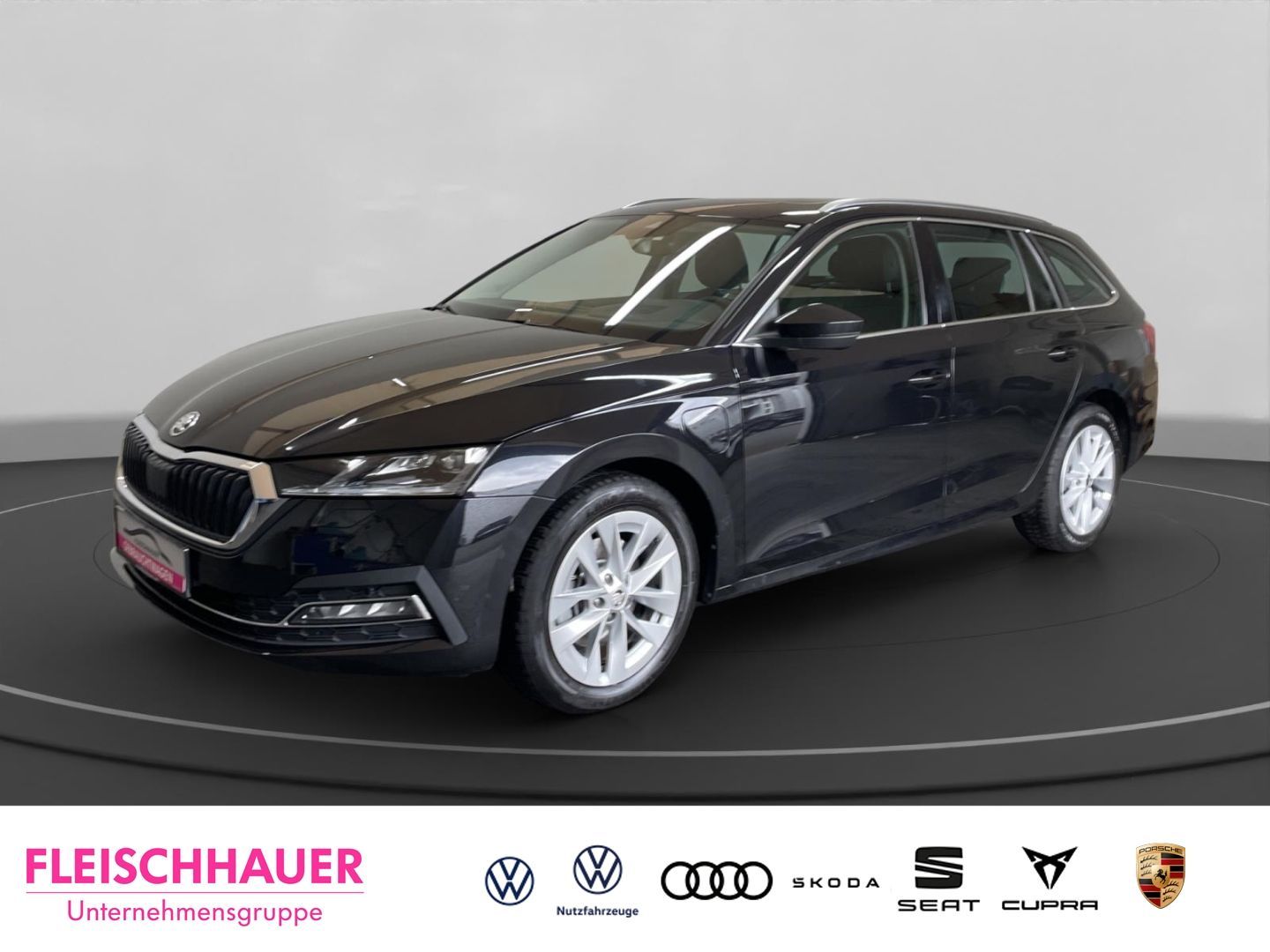 Skoda Octavia Combi iV Style LED HUD ACC Navi Keyless 