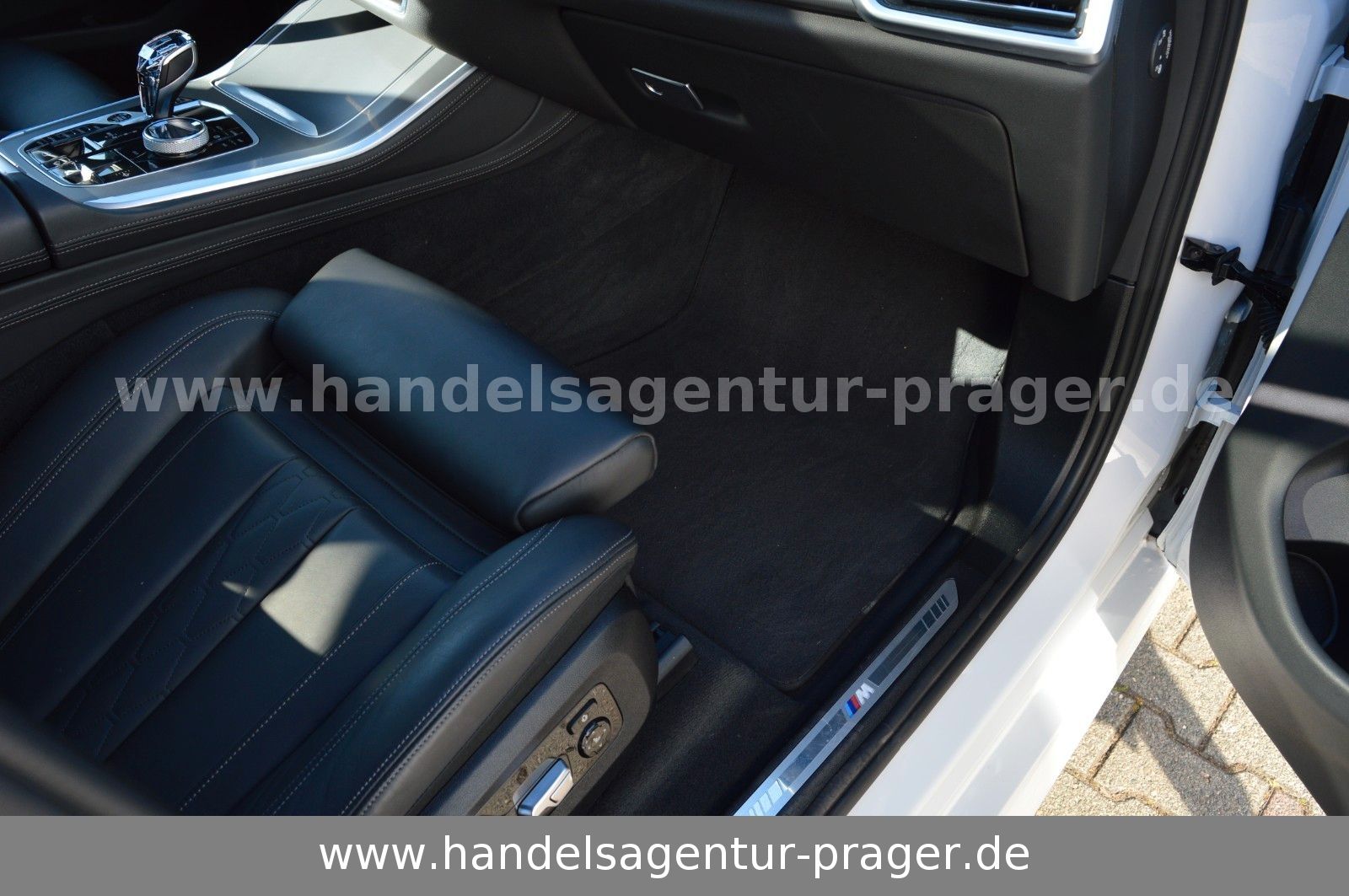 BMW X5 40d M Sport Massage Luft Stdhzg Laser HUD