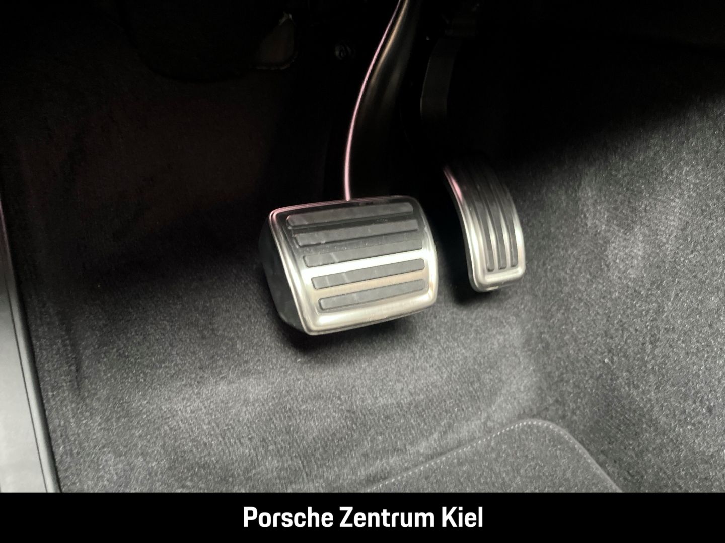 Porsche Macan 4S HA-Lenkung InnoDrive HUD Sitzbelüftung