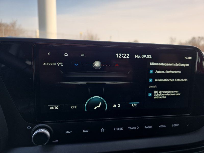 Hyundai i20 1.0 T-GDI 7DCT 17*Alu/LED/Navi/Keyless/ACC/S