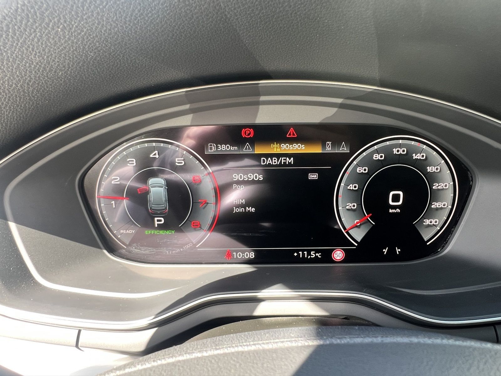 Audi A4 Avant 40 TFSI Q 2x S LINE MATRIX AHK LM19 KAM