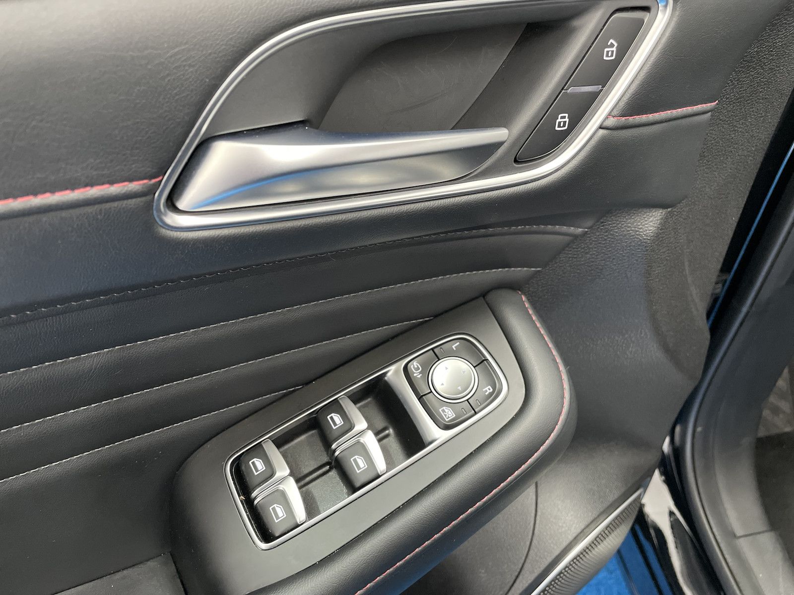 MG EHS PHEV Luxury 360/Pano/Leder/Navi/ACC+/Keyless