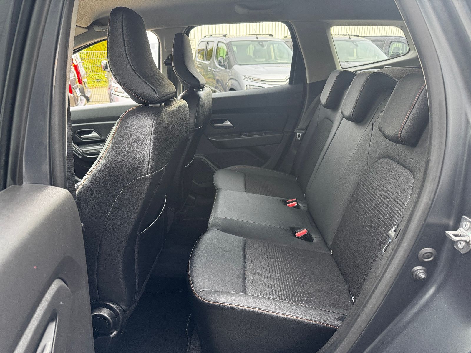 Dacia Duster II MatEdition - Samsaru's Car Outlet