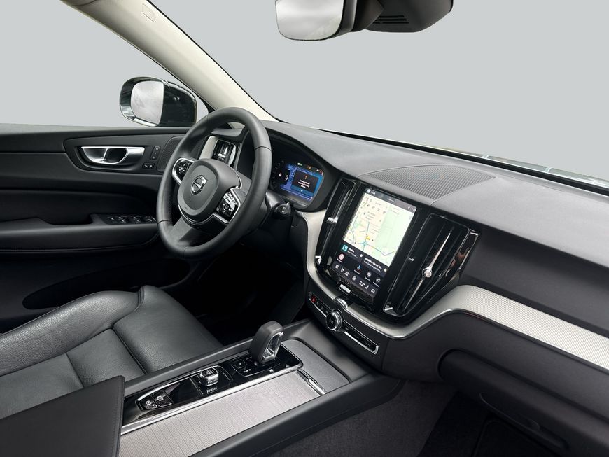 Volvo XC60 B4 D AWD Plus Dark Licht Drive Ass 360°View