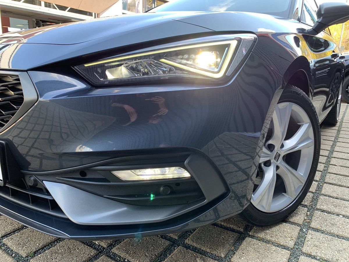 Seat Leon SPORTSTOURER FR 1.5 eTSI LED+KAMERA+AHK+SHZ