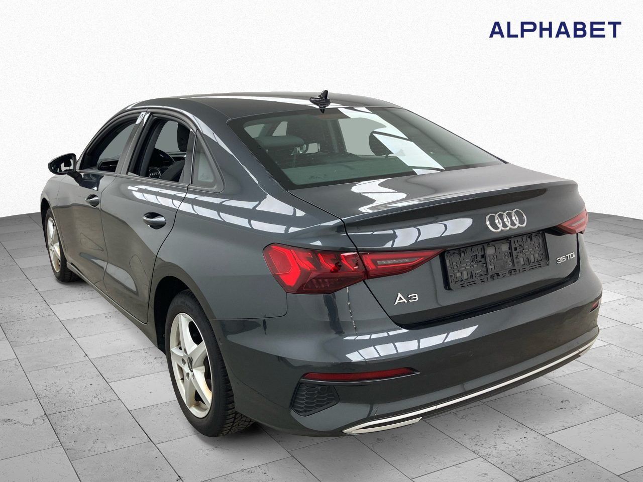 Audi A3 35 2.0 TDI Limousine advanced - Samsaru's Car Outlet