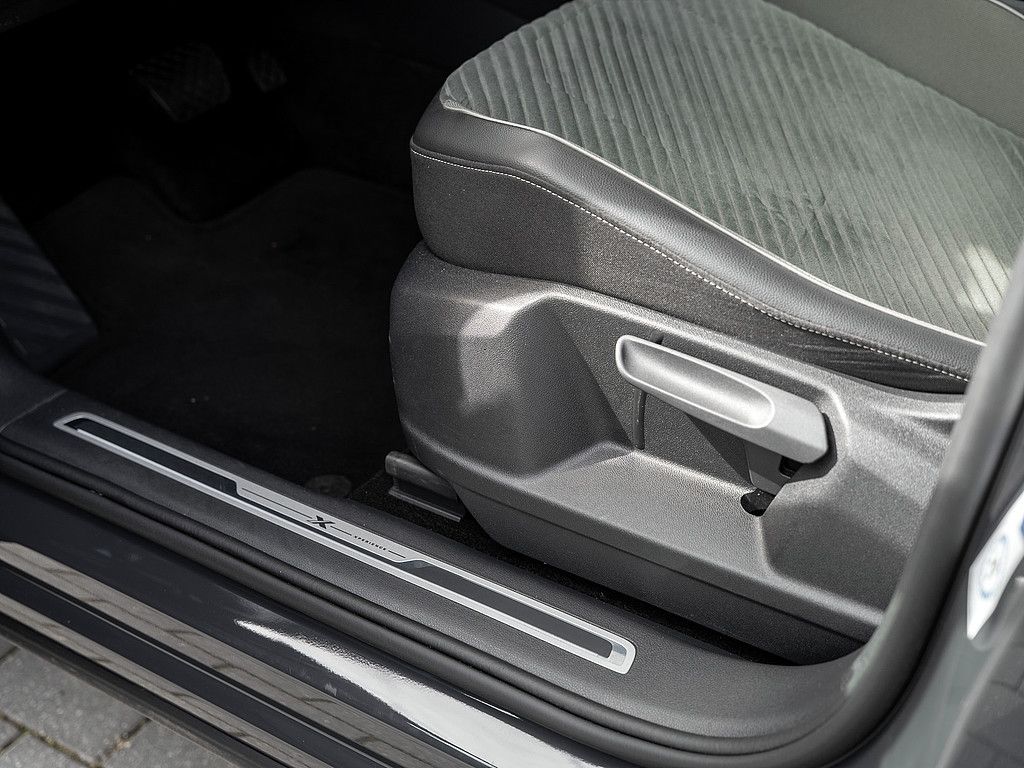 Seat Tarraco 2.0 TSI 4Drive AHK NAVI LED ACC SHZ