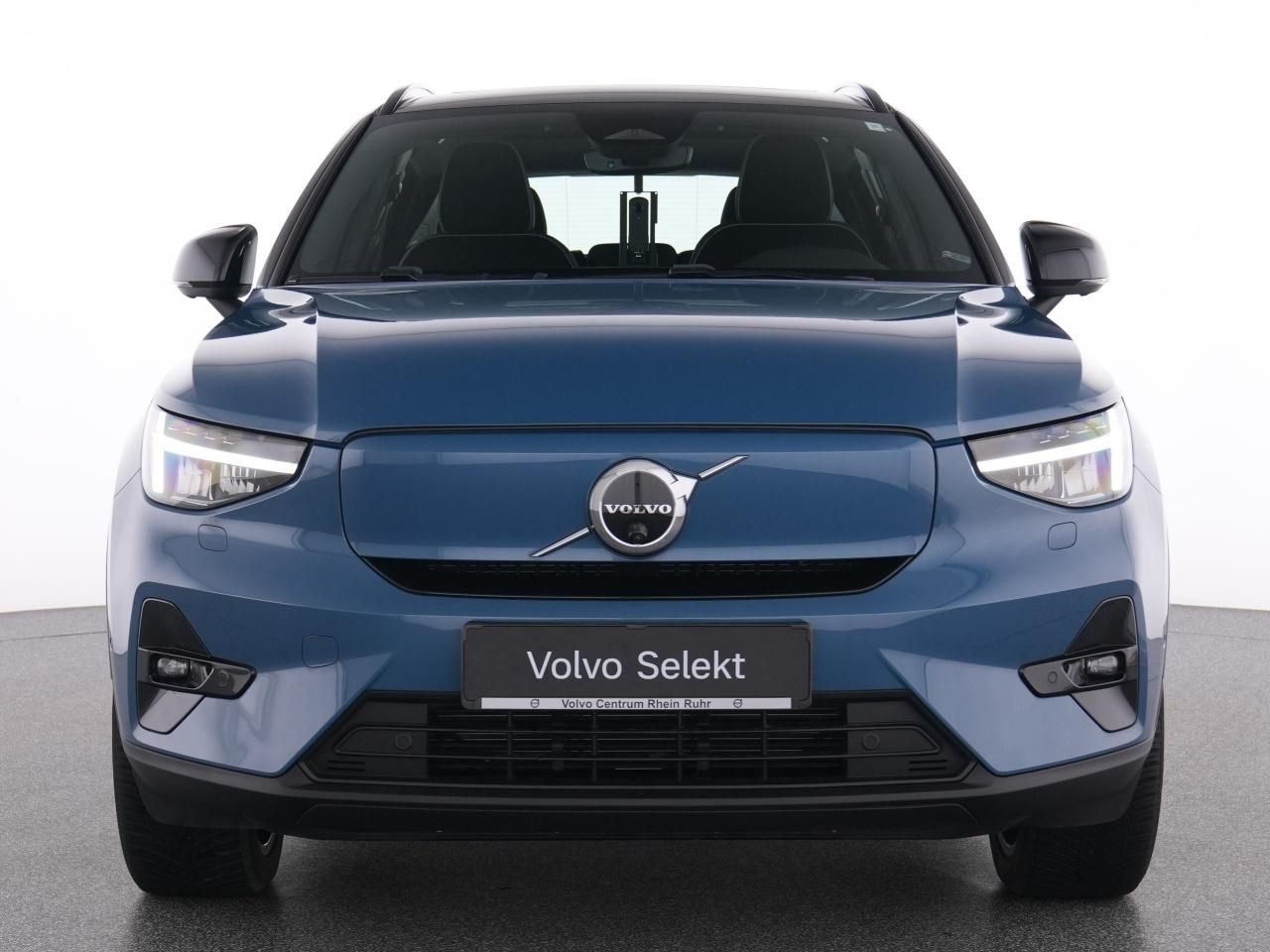 Volvo XC40 PURE ELECTRIC ULTIMATE AHK+LM 20''+MET+360°