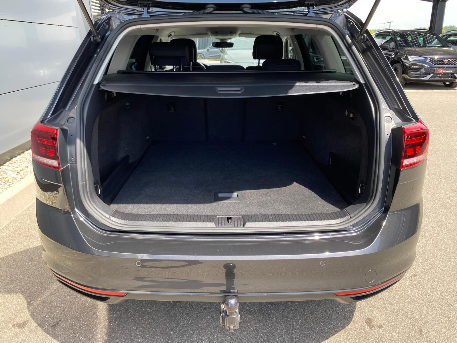 Volkswagen Passat Variant 2.0 TDI DSG 4MOTION - Samsaru's Car Outlet