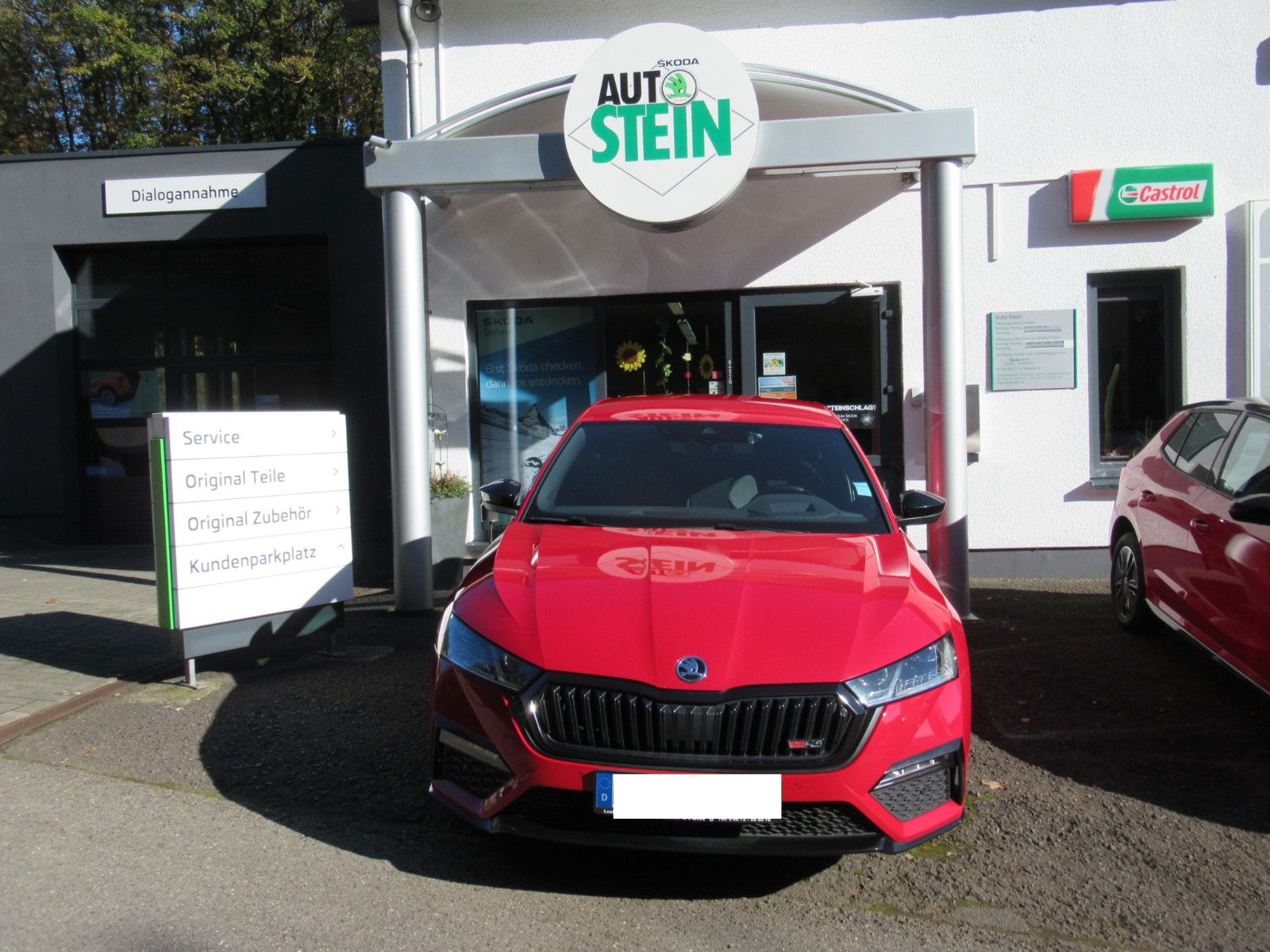 Skoda Octavia 1.4 TSI iV DSG RS FIRST EDITION - Samsaru's Car Outlet