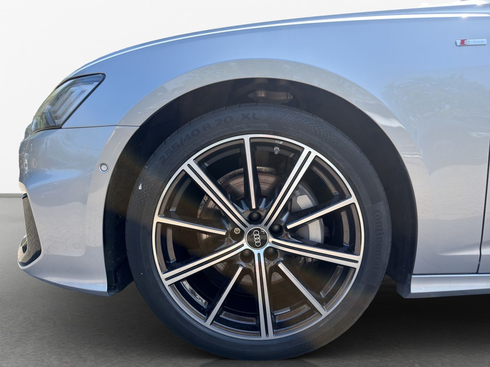 Audi A6 Avant 45 TFSI S-LINE*NAVI-PLUS*MATRIX*HUD*AHK
