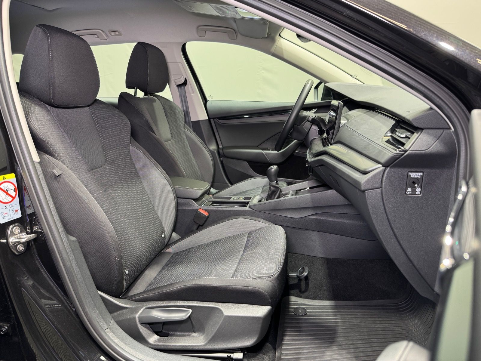 Skoda Octavia Combi 2.0 TDI Ambition - Samsaru's Car Outlet