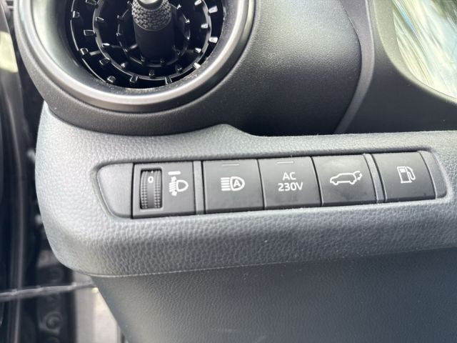 Toyota C-HR Plug-In Hybrid Team Deutschland 2.0 LED - S