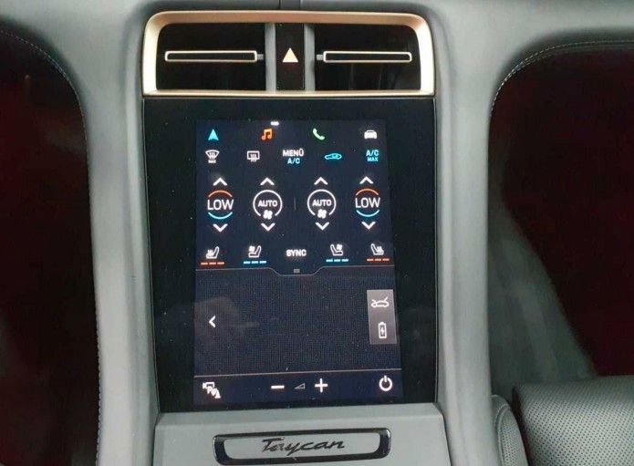 Porsche Taycan Turbo