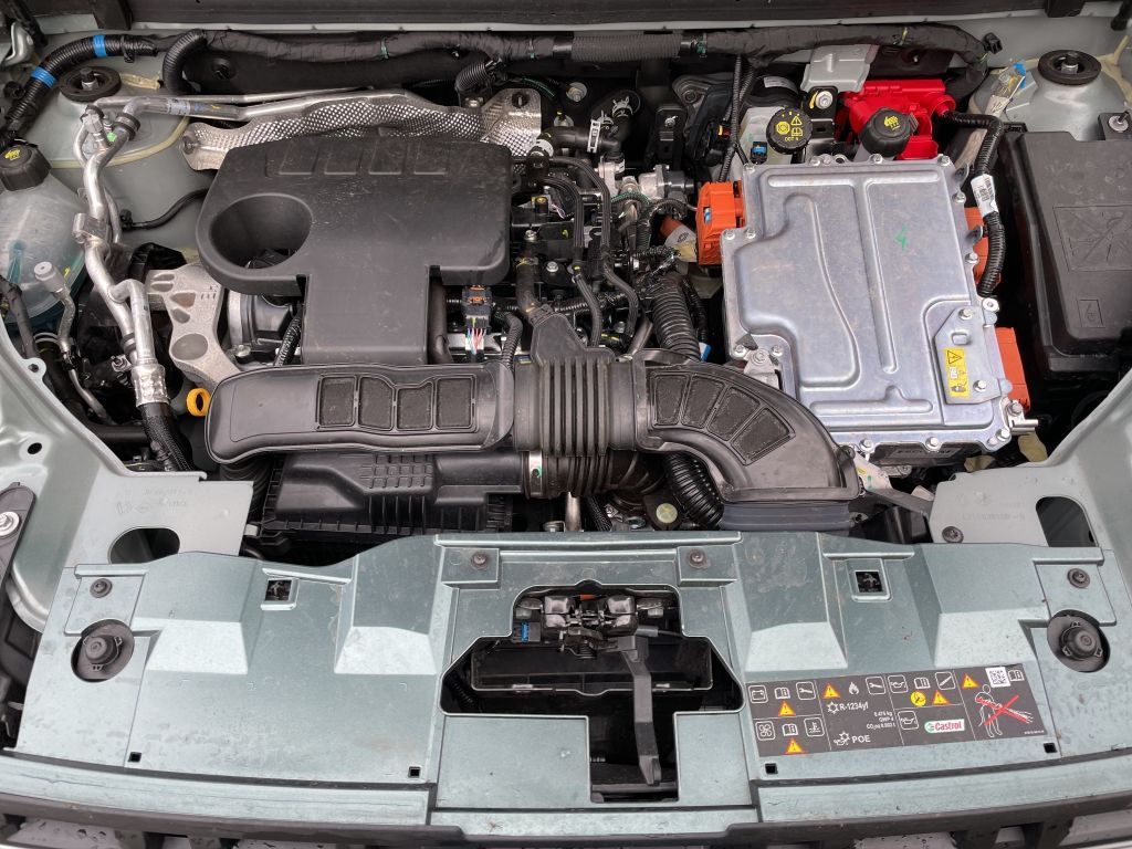 Dacia Duster Hybrid 140 Journey - Samsaru's Car Outlet