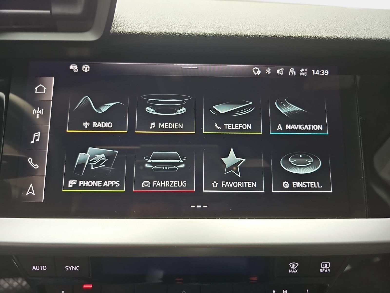 Audi A3 35 TFSI SPORTBACK S-LINE - Samsaru's Car Outlet