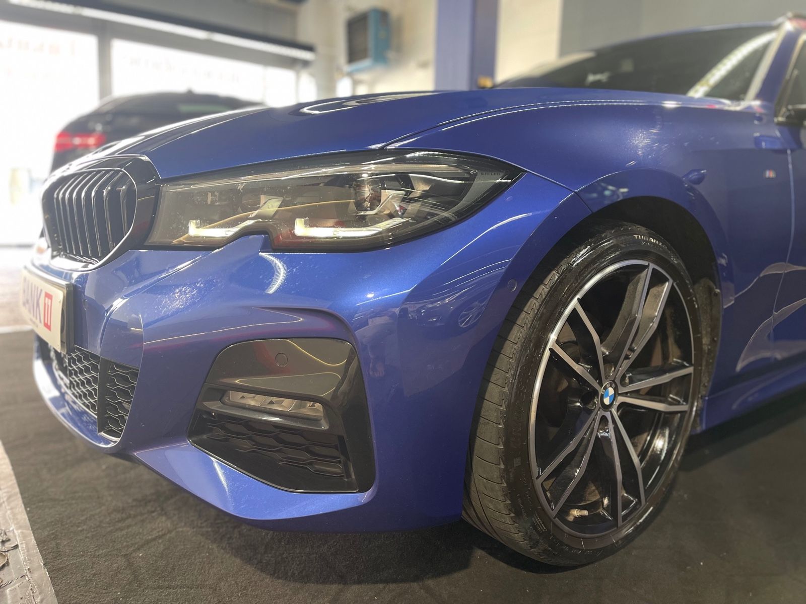 BMW 320d Touring xDrive M Sport - Samsaru's Car Outlet