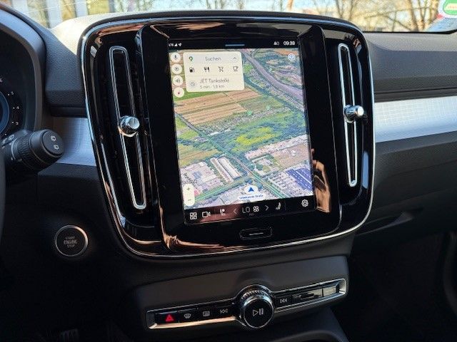 Volvo XC40 B3 (B) Core AHK/ NAVI /LED/ SHZ