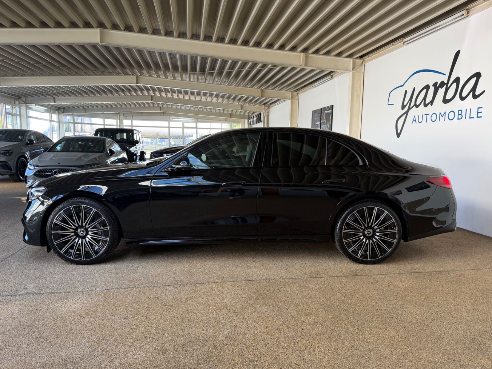 Mercedes-Benz E 220 d 4Matic  AMG PremiumPlus/Superscreen/21"