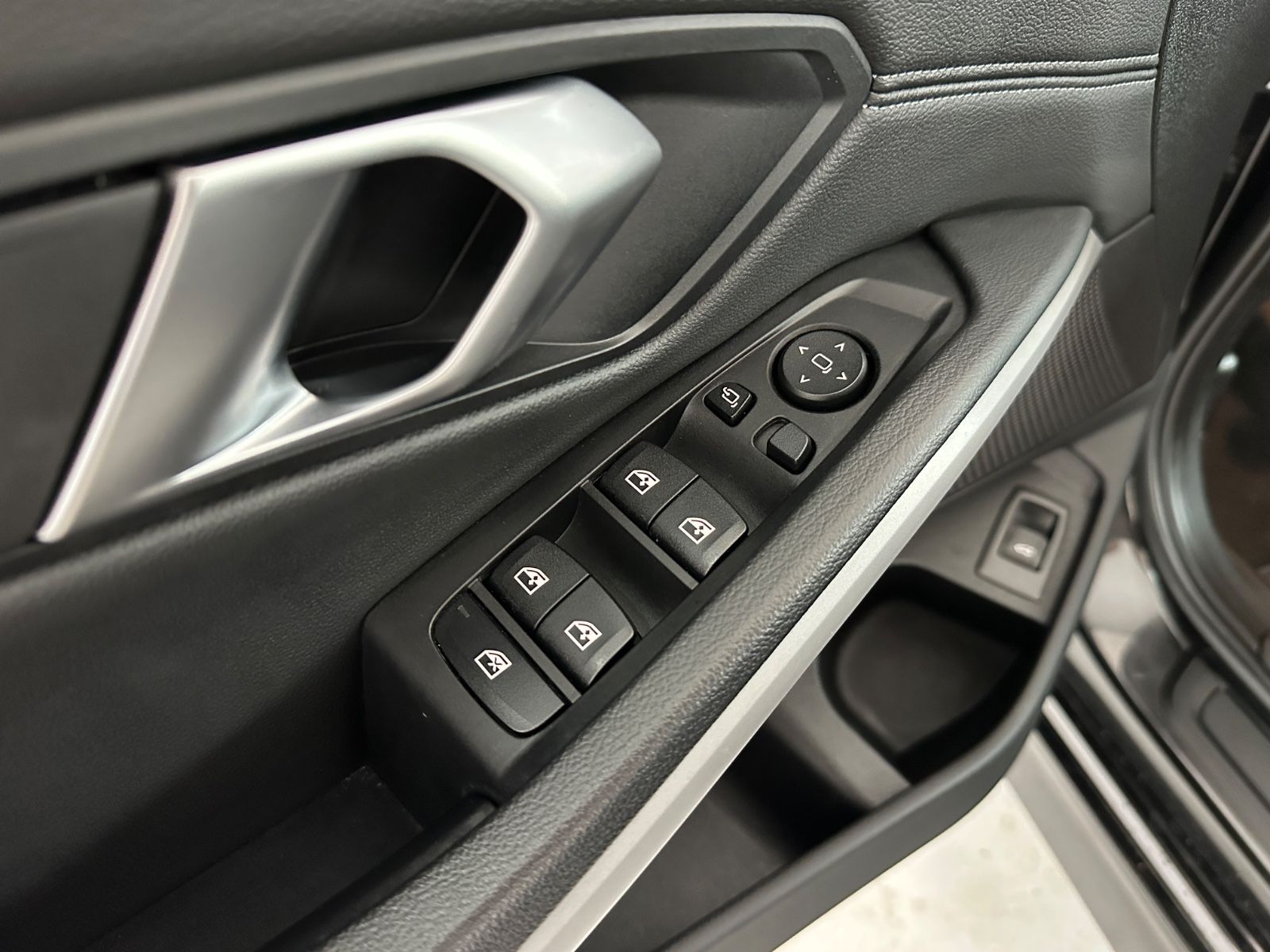 BMW 320 d Touring - Samsaru's Car Outlet