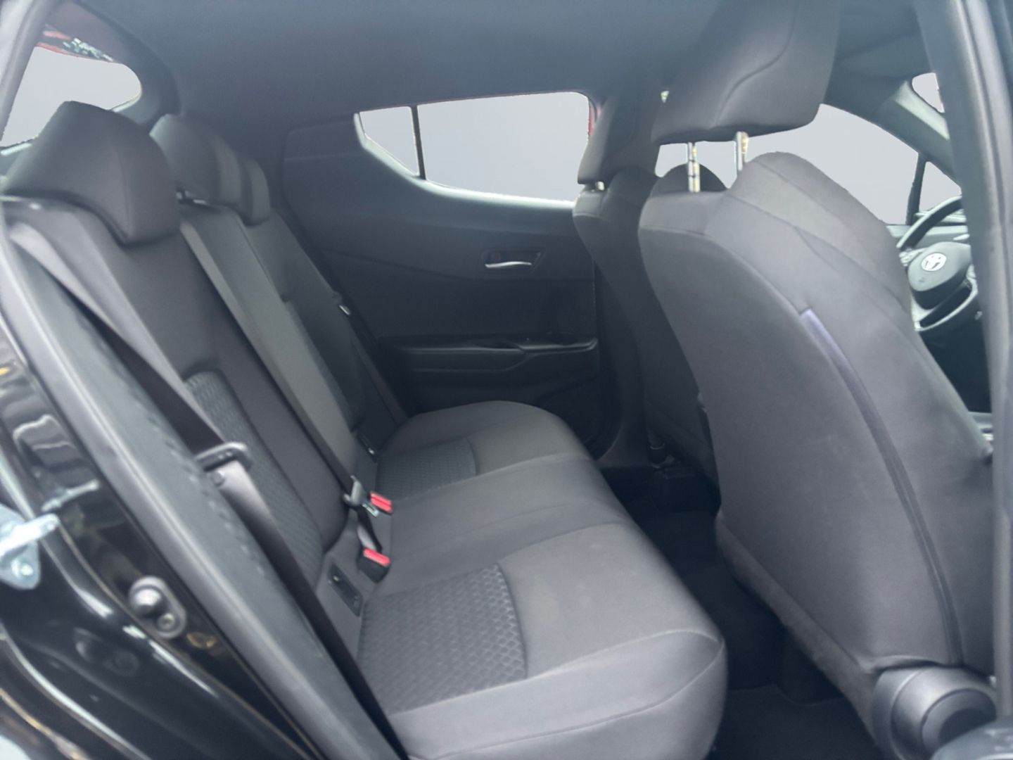 Toyota C-HR 2.0 Hybrid Business-Edition *LED*CAM*CarPla