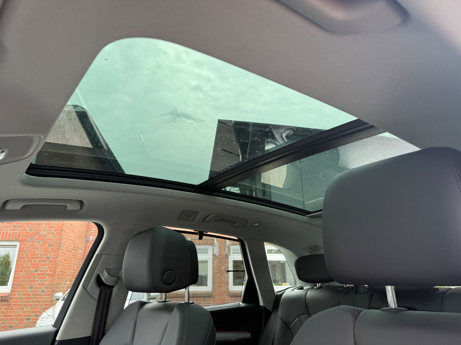 Audi Q5 40 TDI quattro - Samsaru's Car Outlet