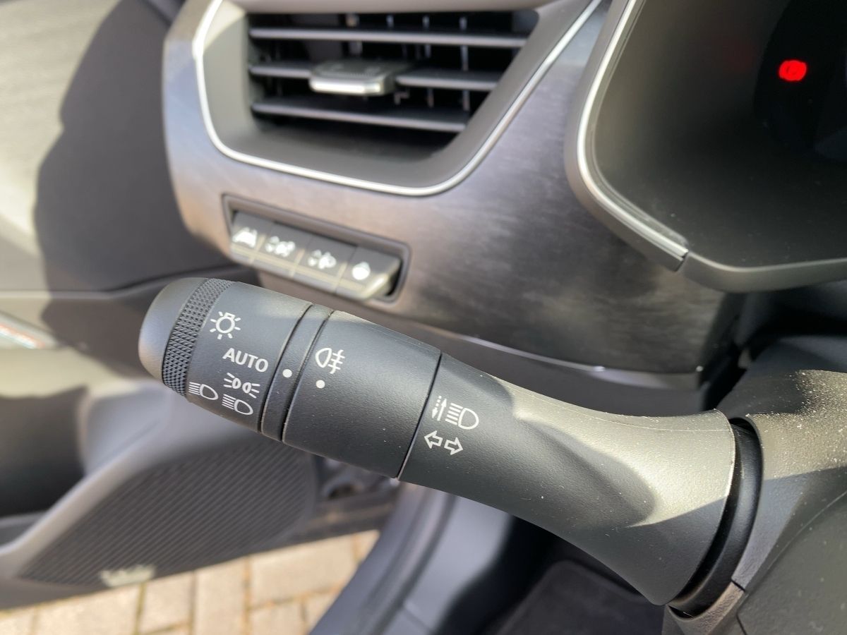 Renault Arkana 1.3 TCe 160 Mild-Hybrid - Samsaru's Car Outlet