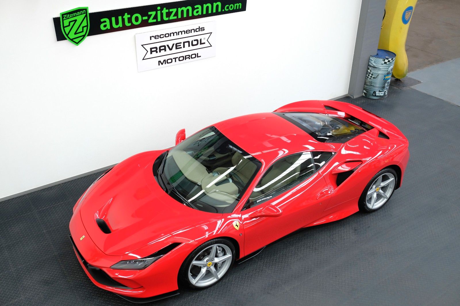 Ferrari F8 Tributo/LIFT/CAMERA/PDC/FULL ELECTRIC SEATS