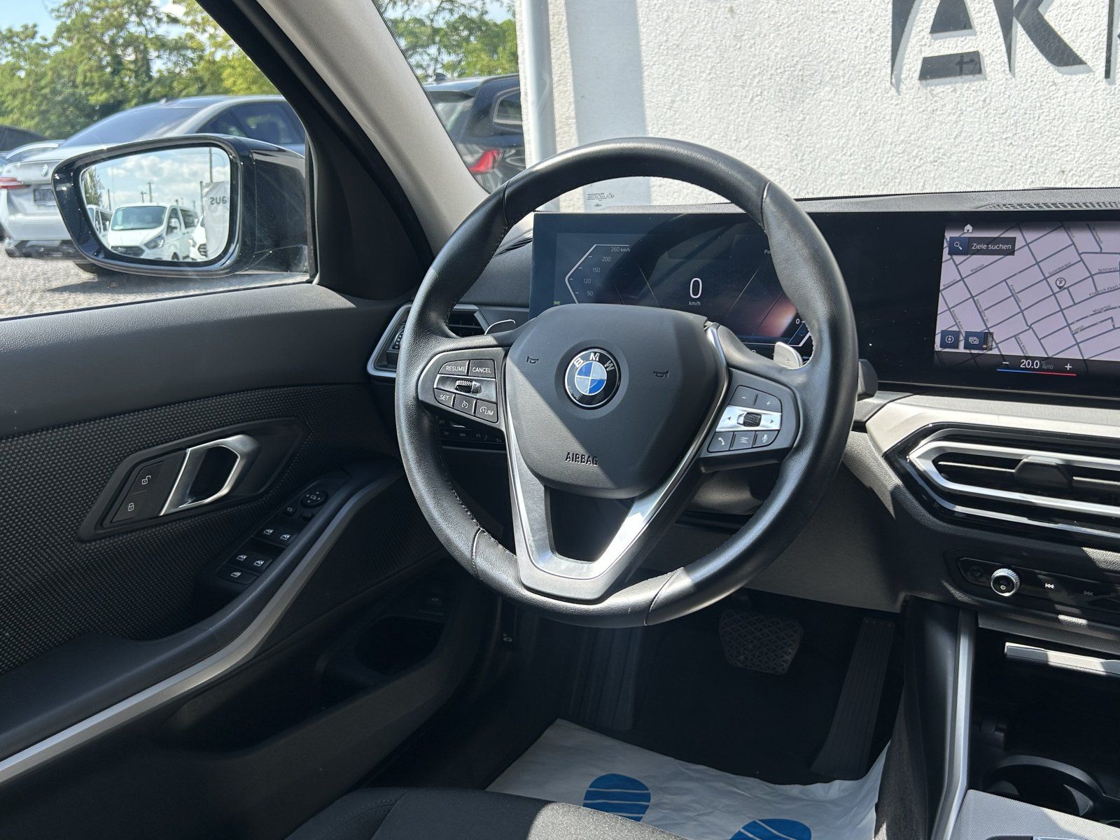 BMW 320 d xDrive - Samsaru's Car Outlet