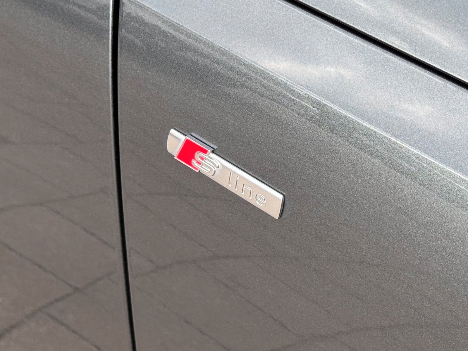 Audi A4 Av. 40 TDI S line S-Tr. - Samsaru's Car Outlet