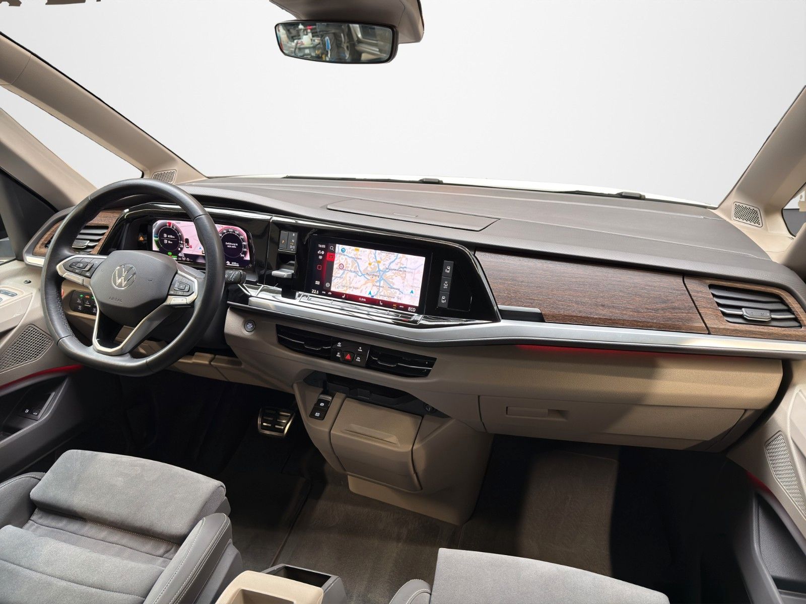 Volkswagen T7 Multivan Style eHybrid lang LÜ 4MOTION ACC