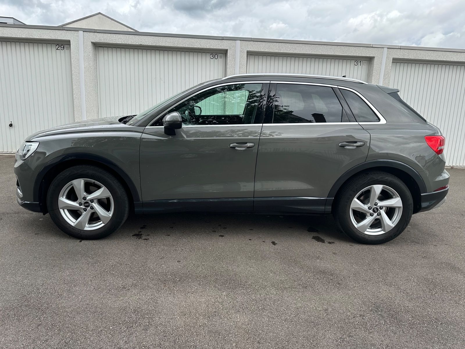 Audi Q3 35 TDI quattro advanced - Samsaru's Car Outlet
