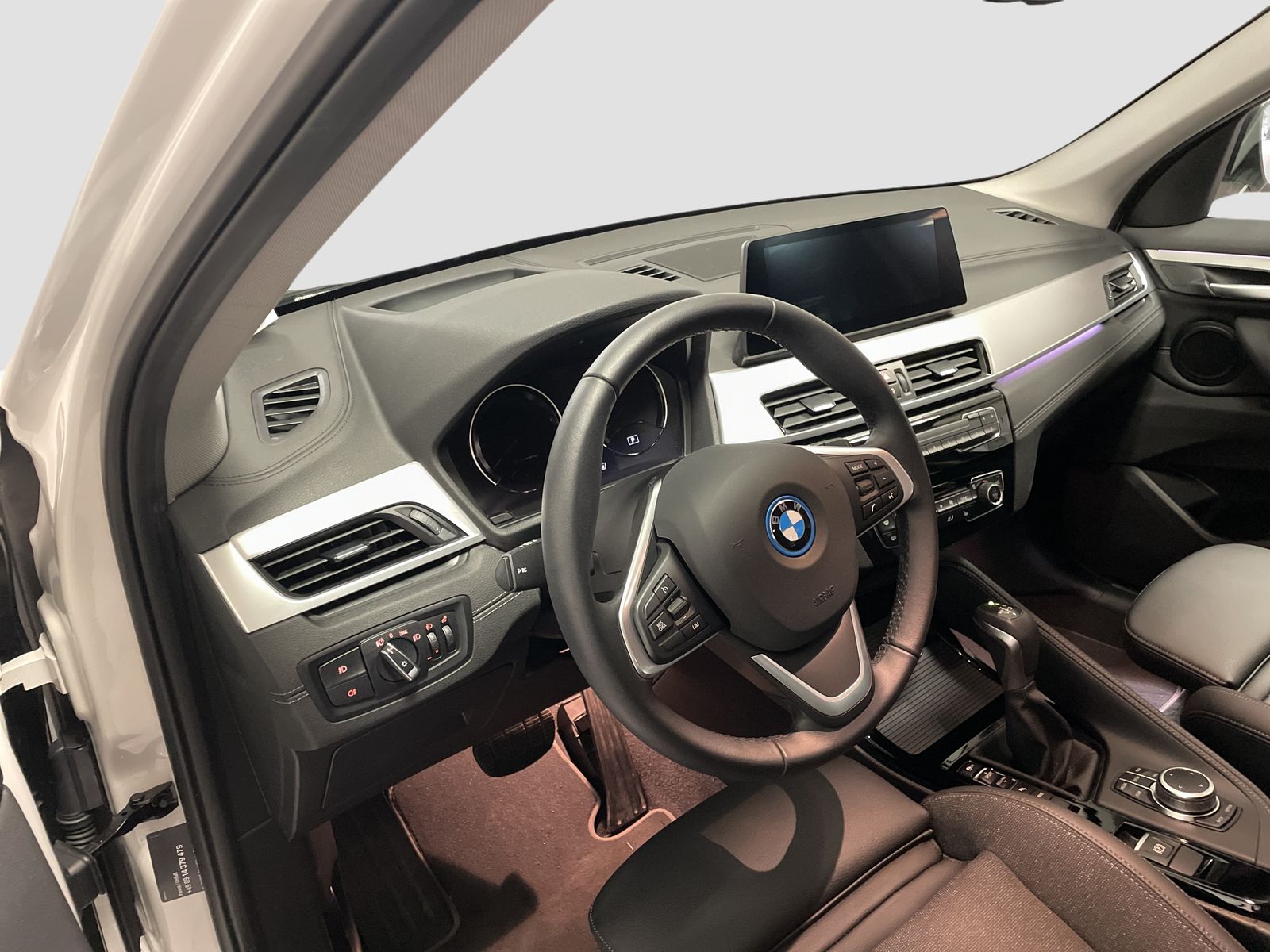 BMW X1 xDrive25e Sport Line - Samsaru's Car Outlet