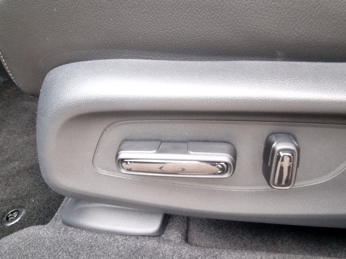 Honda ZR-V 2.0 e:HEV Advance Leder* Bose* Panoramadach