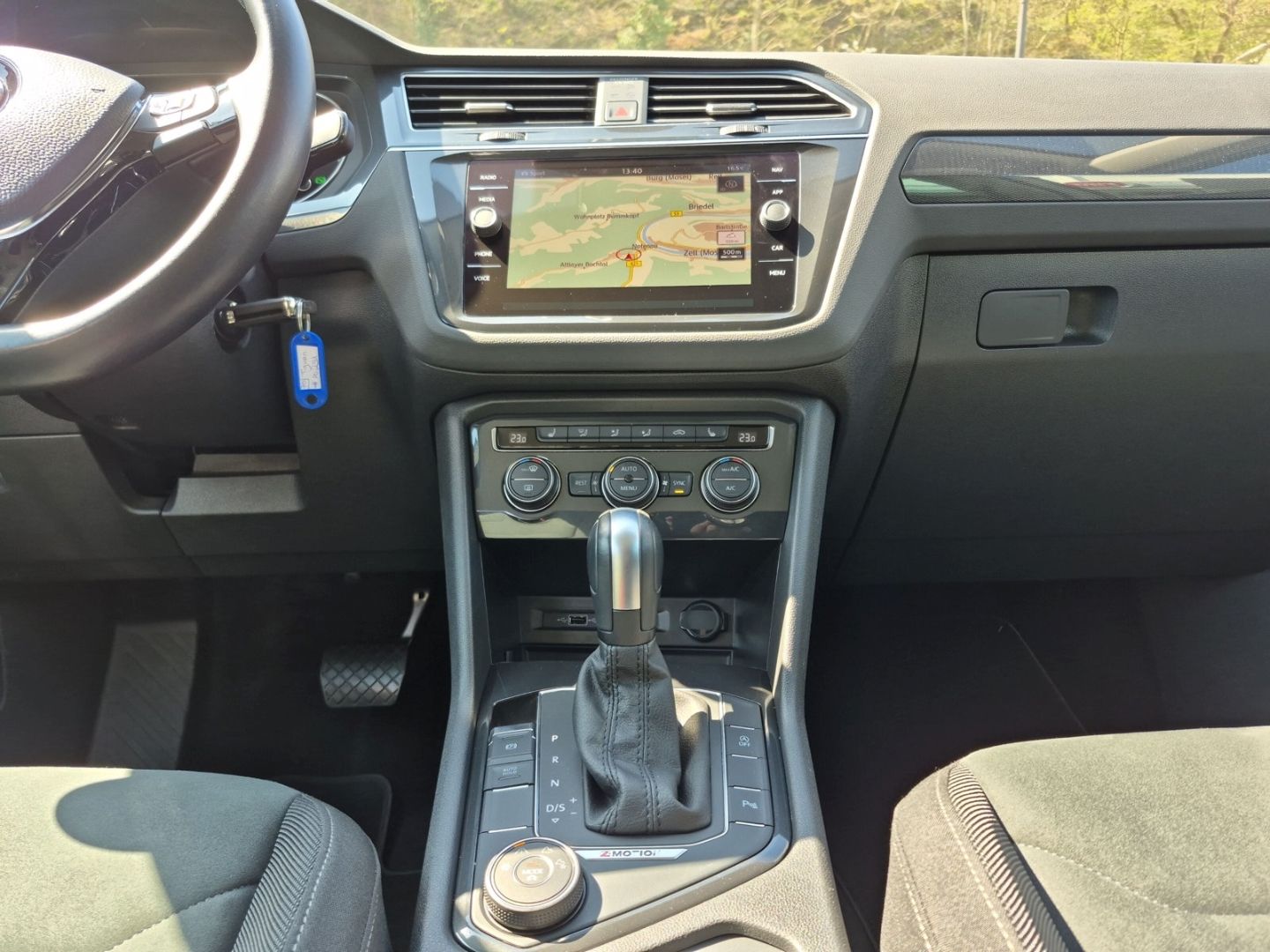 Volkswagen Tiguan 2.0 R-Line 4Motion - Samsaru's Car Outlet