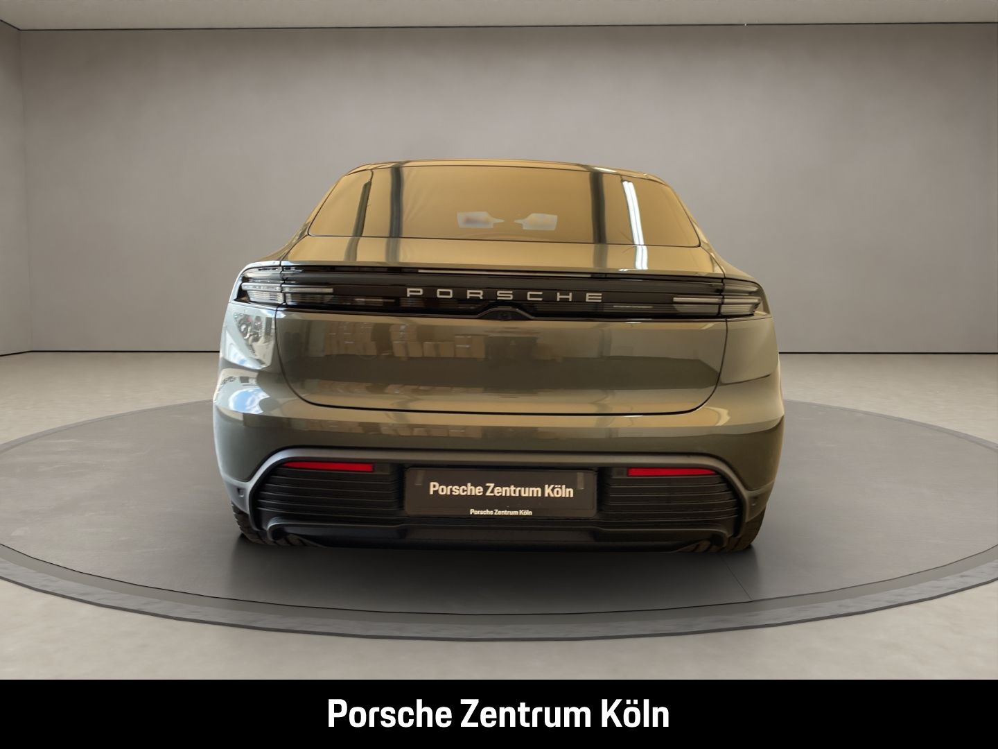 Porsche Macan 4 Luftfederung Panoramadach Surround-View