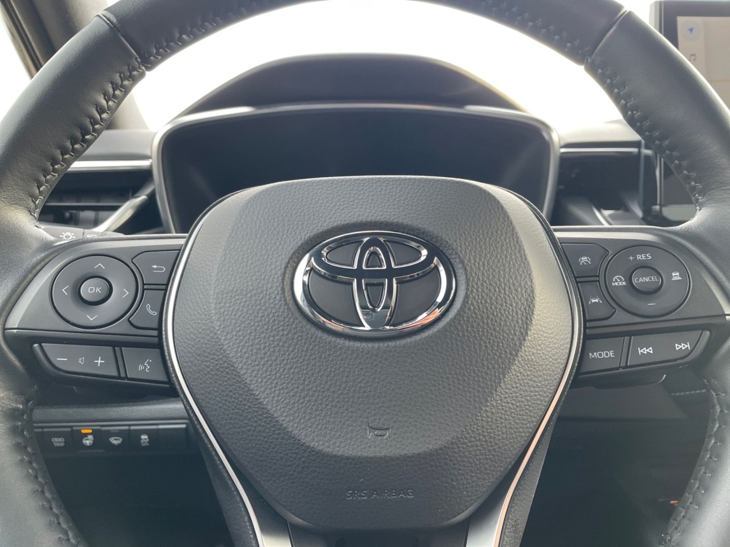 Toyota Corolla 2.0 Hybrid TS Team D *LED*ACC*SHZ*CAM*PD