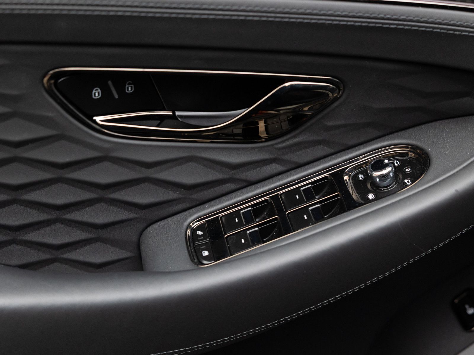 Bentley GT V8 Hybrid Mulliner*1st Edi*Black*B&O*Head-Up